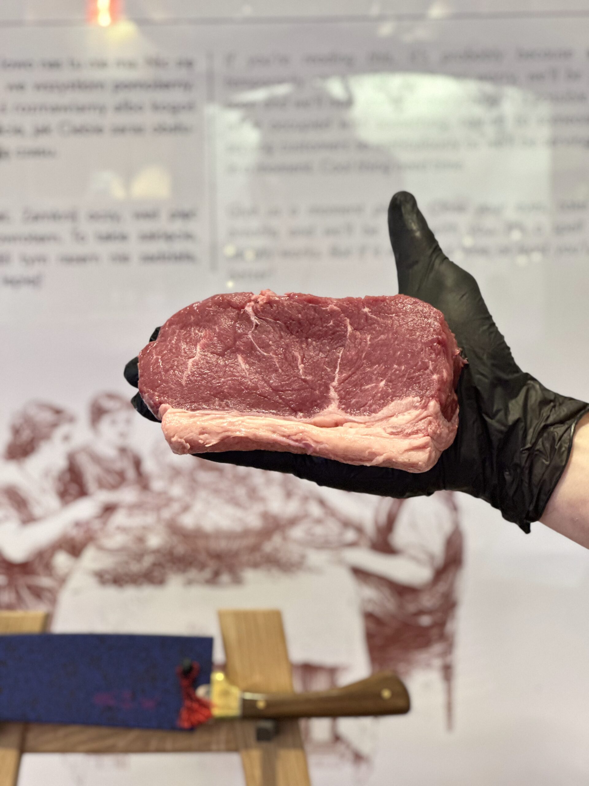 Rostbef Beefcor z Namibii – naturalna, soczysta wołowina rasy Nelore, o zwartej strukturze i czystym smaku, idealna na grill, patelnię lub sous-vide.